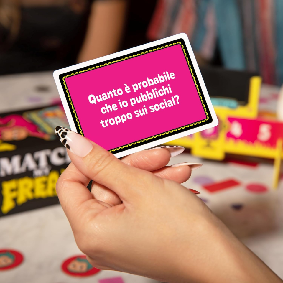 Asmodee Match My Freak, carte cooperative per adulti