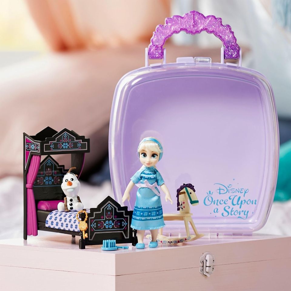 Disney Frozen mini bambola Elsa con Olaf e custodia