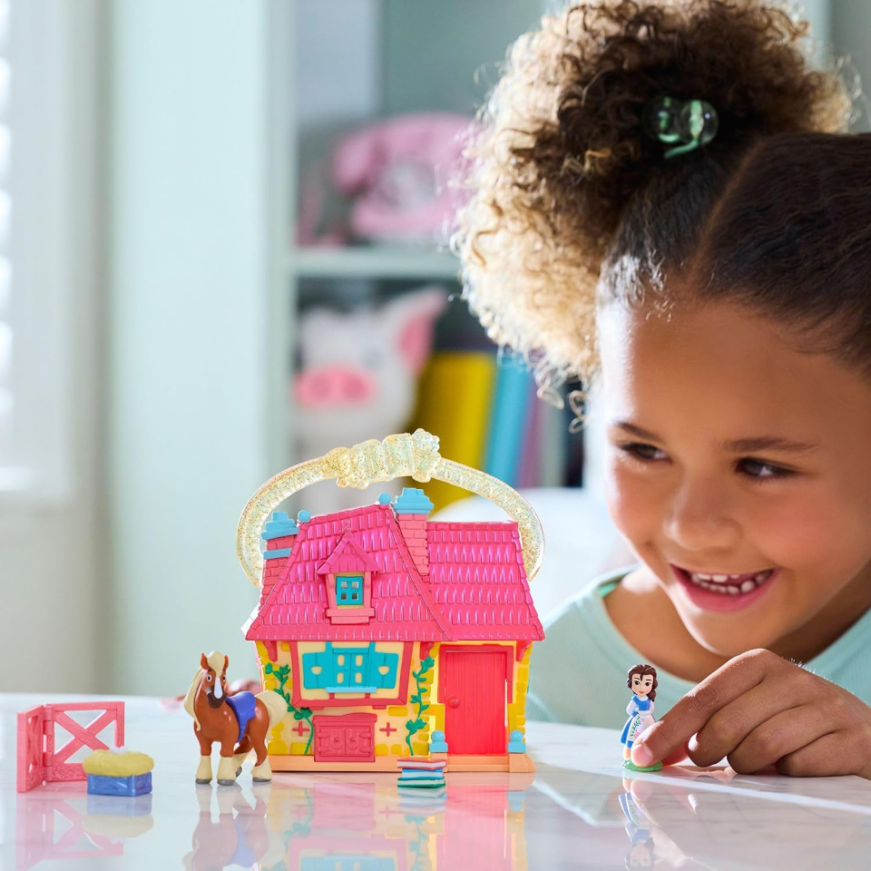 Disney Once Upon a Story playset di Belle