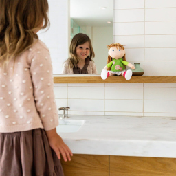 HABA Hedda – Bambola Morbida 30 cm per Bambini dai 18 Mesi