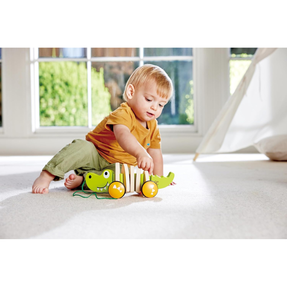 Hape Coccodrillo Trainabile in Legno per Primi Passi