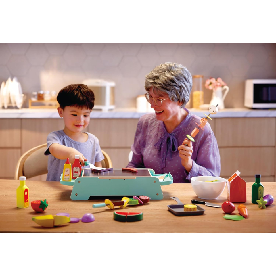 Hape Set Barbecue in Legno – Cucina Giocattolo con Grill e Spiedini