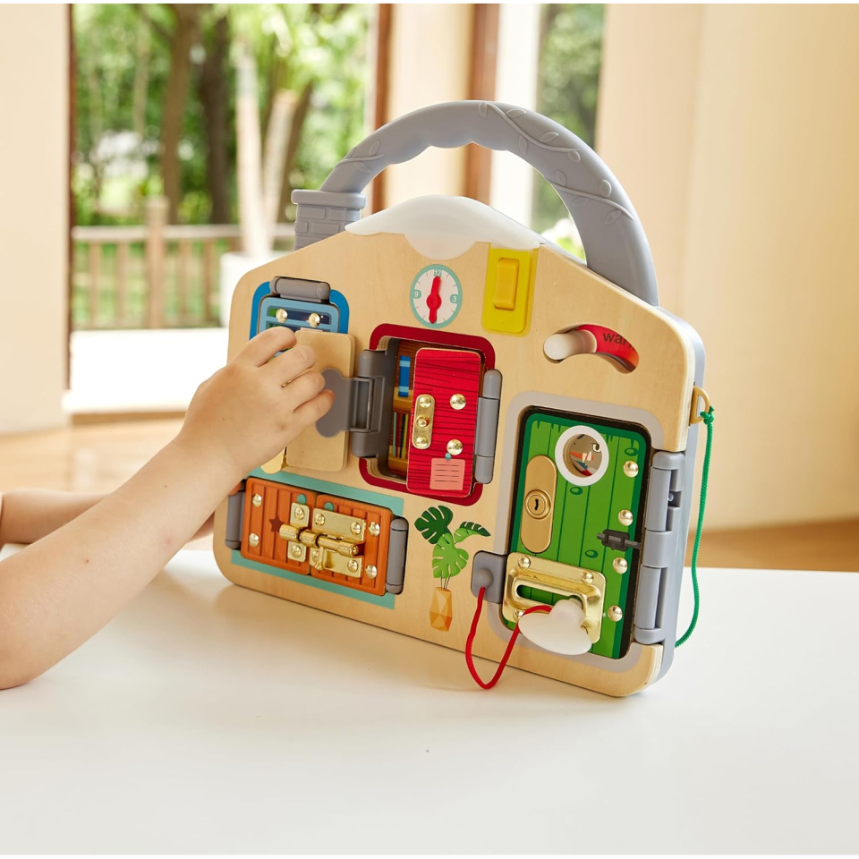 Hape Tavola di Apprendimento con Serrature e Porte