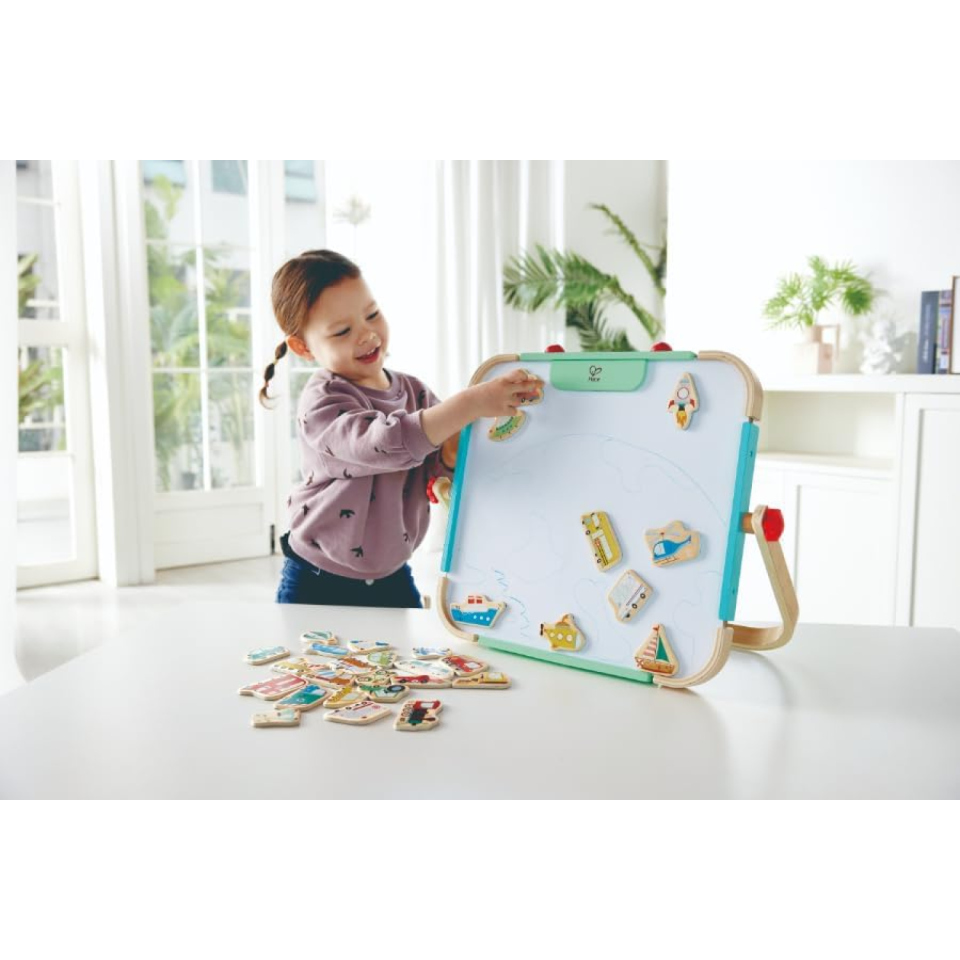 Hape Set Veicoli Magnetici in Legno – 30 Pezzi dai 18 Mesi