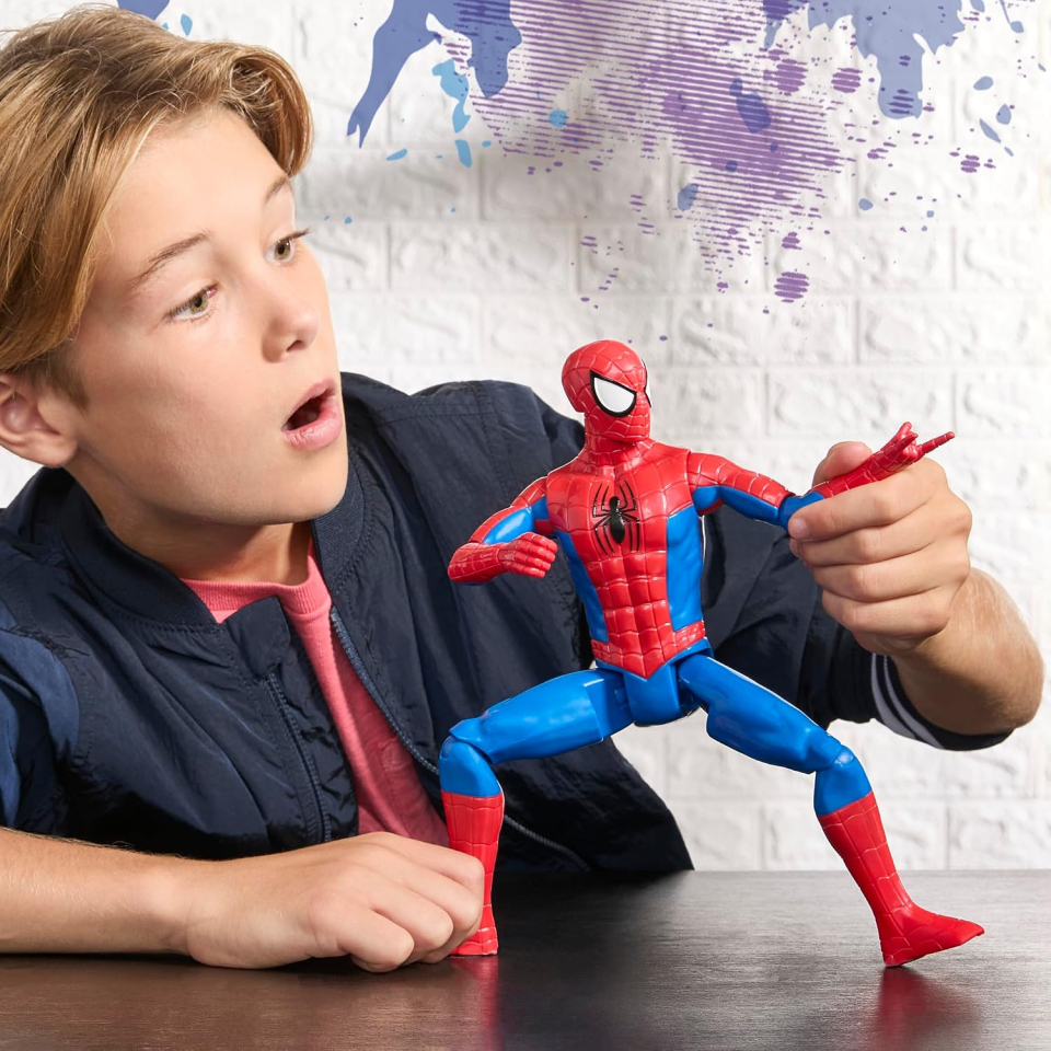 Hasbro Titan Series action figure Spider-Man 30 cm