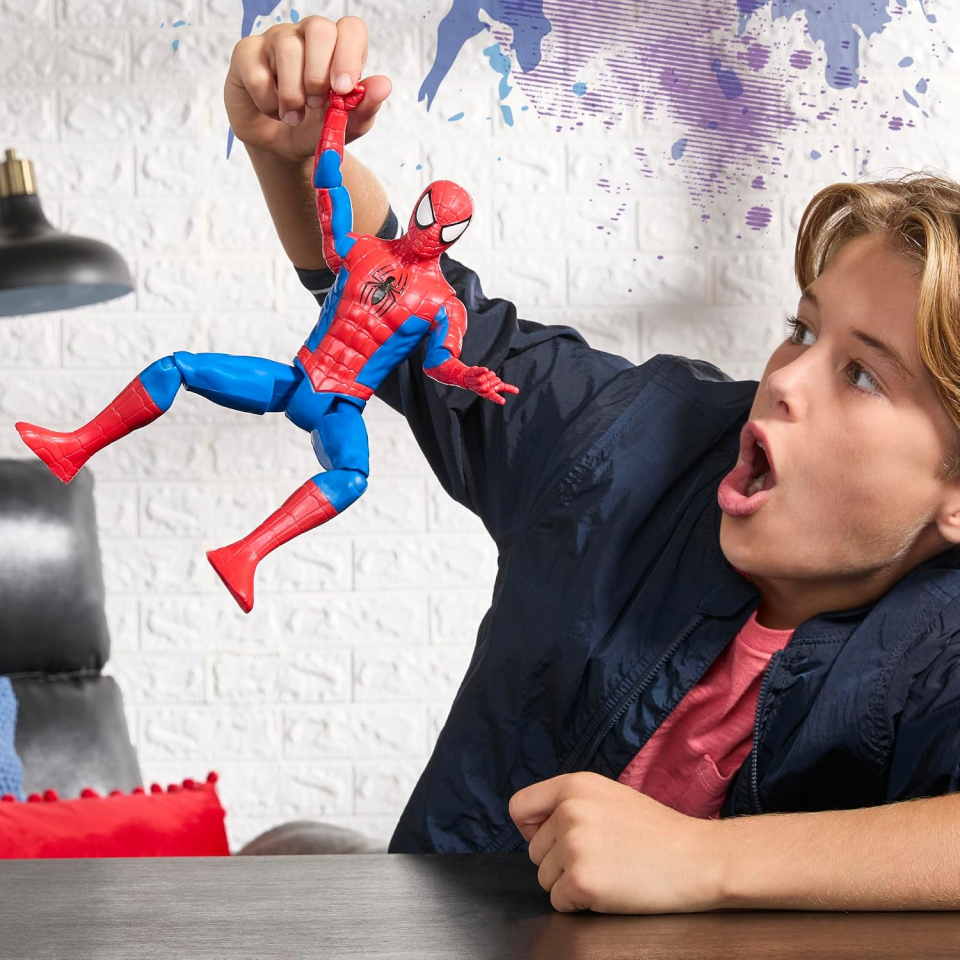 Hasbro Titan Series action figure Spider-Man 30 cm