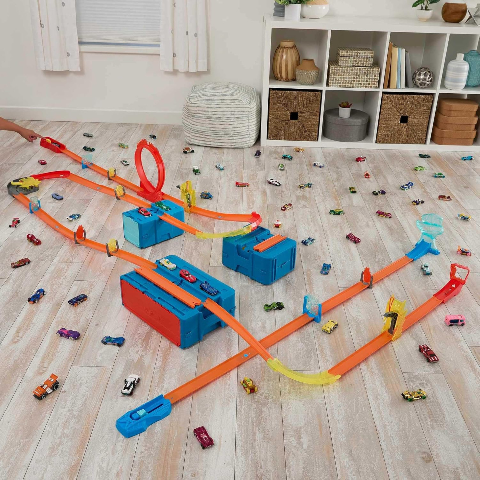 Hot Wheels Box Track Builder Energia – Pista Modulare con Macchinina