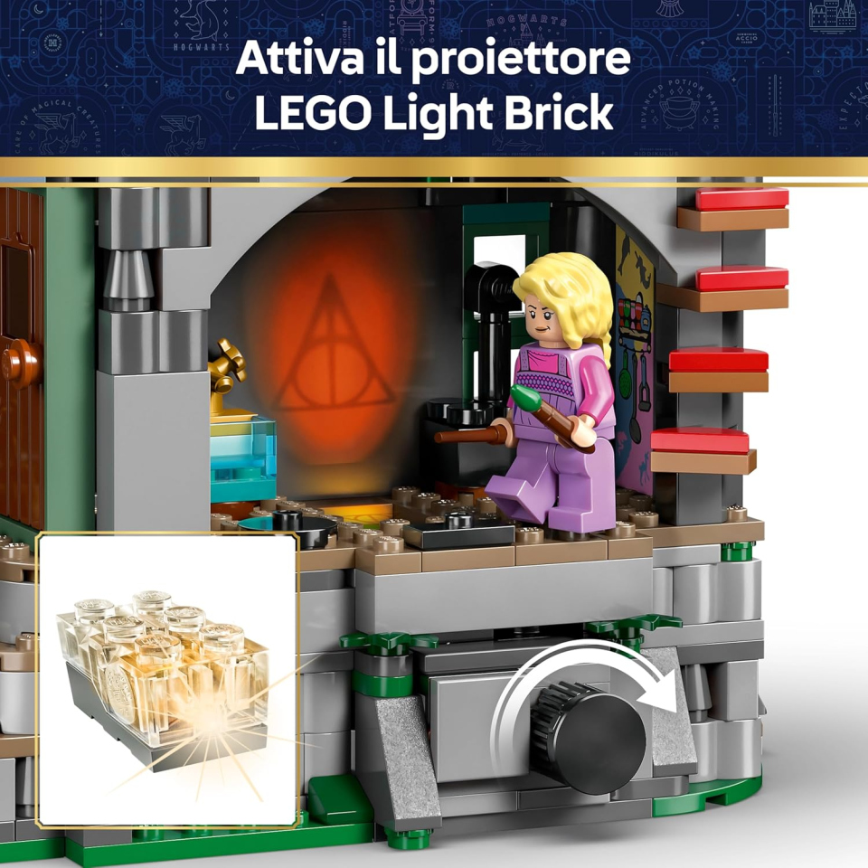 LEGO Harry Potter Casa di Luna Lovegood con Mattoncino Luminoso e 5 Minifigure