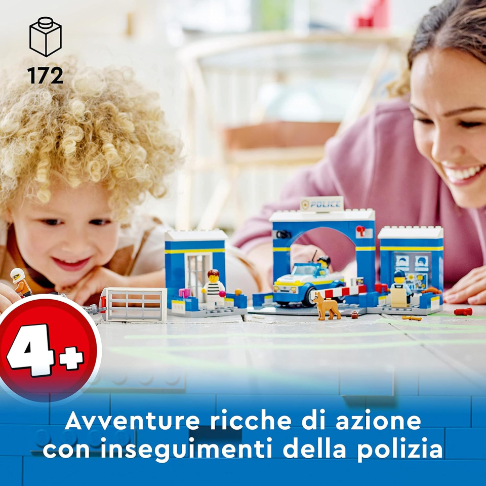 LEGO City Inseguimento alla Stazione di Polizia con Macchina, Moto e 4 Minifigure
