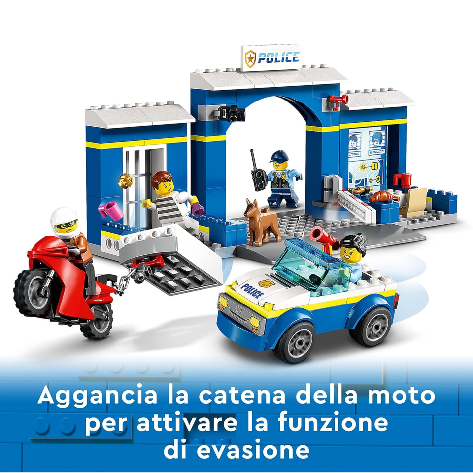LEGO City Inseguimento alla Stazione di Polizia con Macchina, Moto e 4 Minifigure