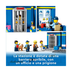 LEGO City Inseguimento alla Stazione di Polizia con Macchina, Moto e 4 Minifigure