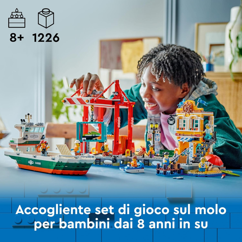 LEGO City Porto e Nave Merci con Gru e 8 Minifigure (60422)