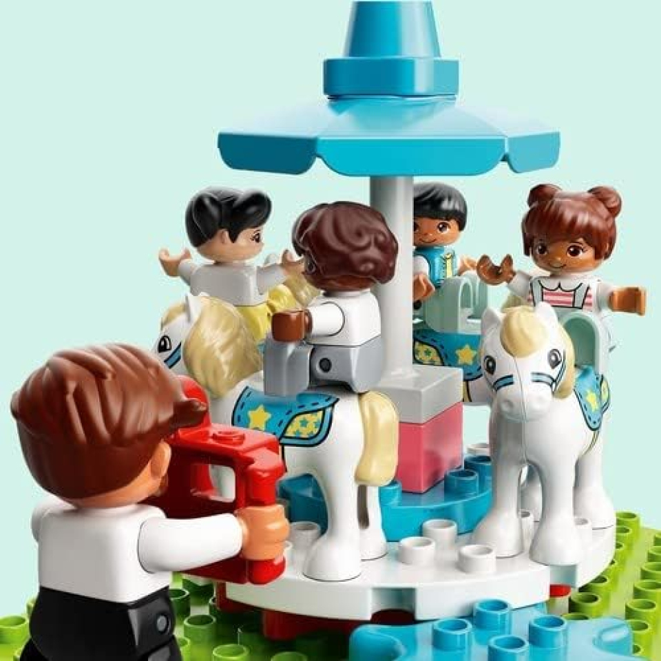 LEGO DUPLO Parco dei Divertimenti con Giostre e Treno (10956)