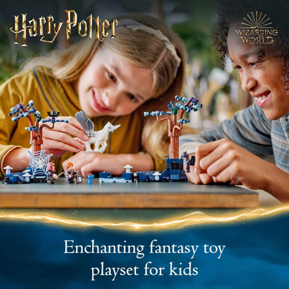 LEGO Harry Potter Foresta Proibita con Creature Magiche e Glow in the Dark