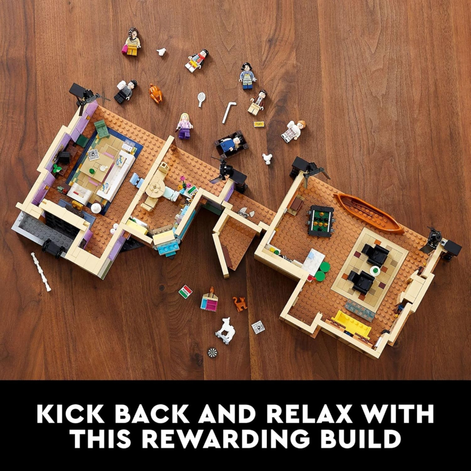 LEGO Icons Appartamenti di Friends – Set da Collezione con 7 Minifigure