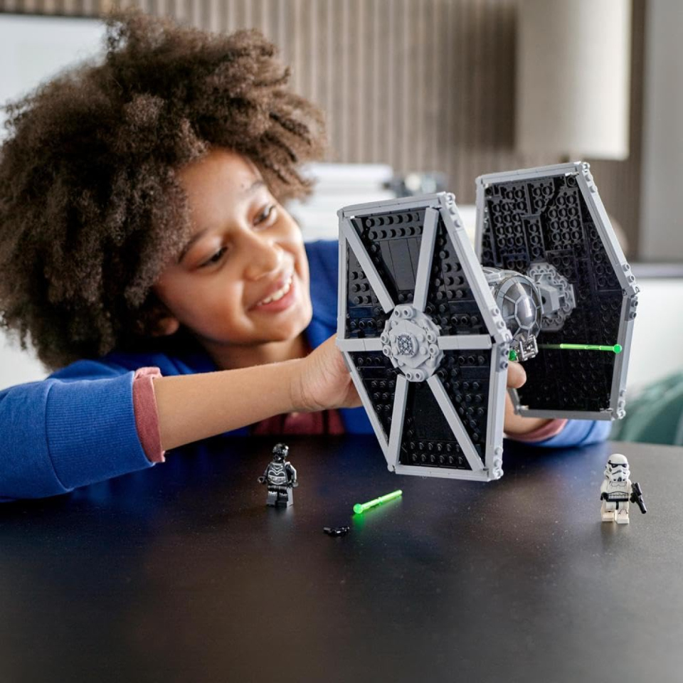 LEGO Star Wars TIE Fighter Imperiale con Stormtrooper e Pilota