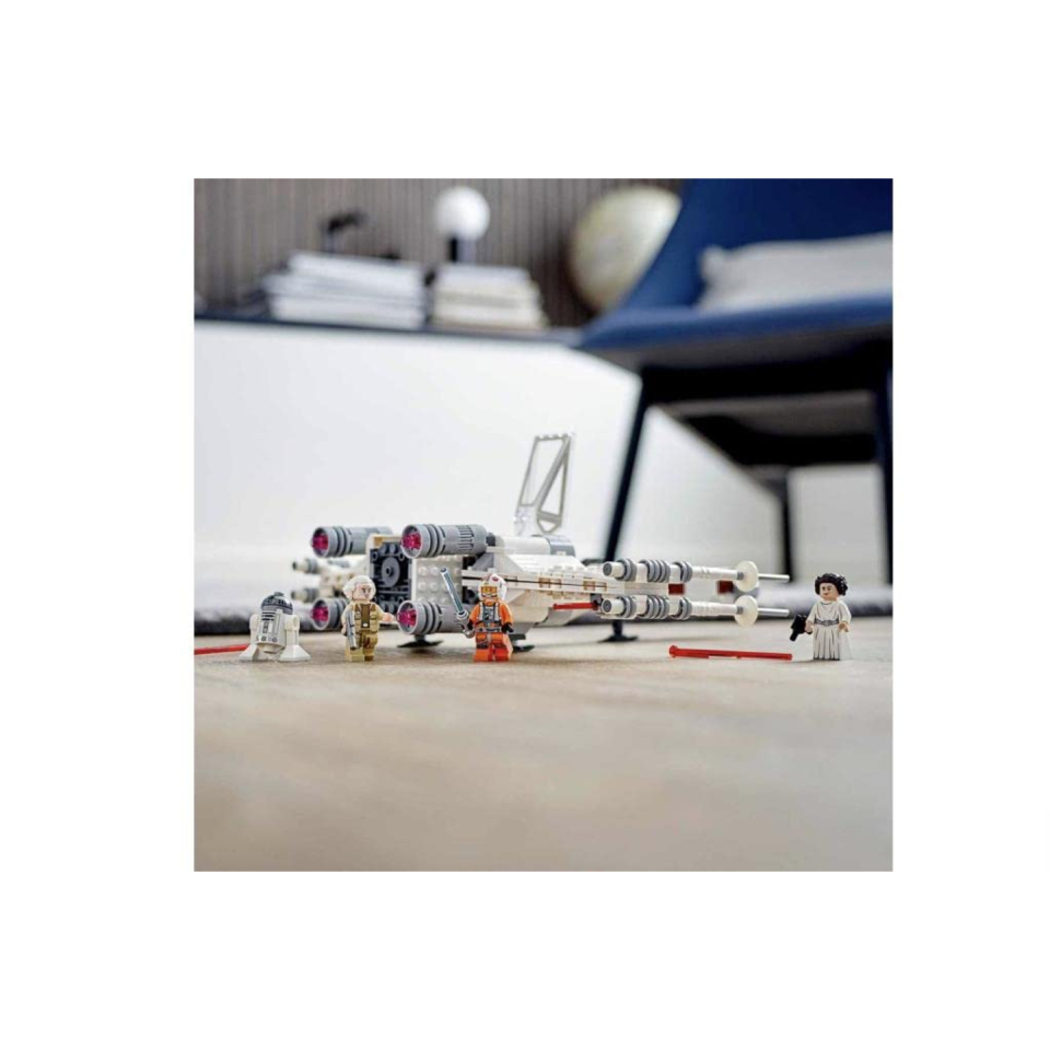 LEGO Star Wars X-Wing Fighter di Luke Skywalker 75301