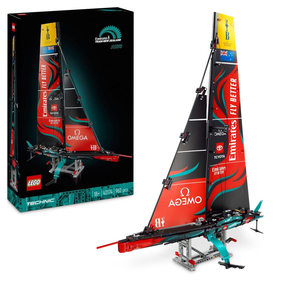 LEGO Technic Emirates Team New Zealand AC75 – Barca a Vela da Costruire per Adulti