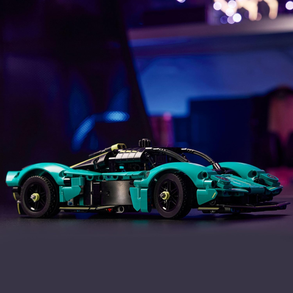 LEGO Technic Aston Martin Valkyrie 42208 – Auto Sportiva da Costruire