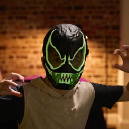 Maschera Venom Glow in the Dark con Suoni – Hasbro Marvel