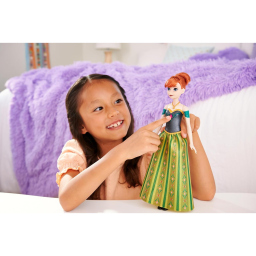 Mattel Frozen bambola Anna canterina dai 4 anni