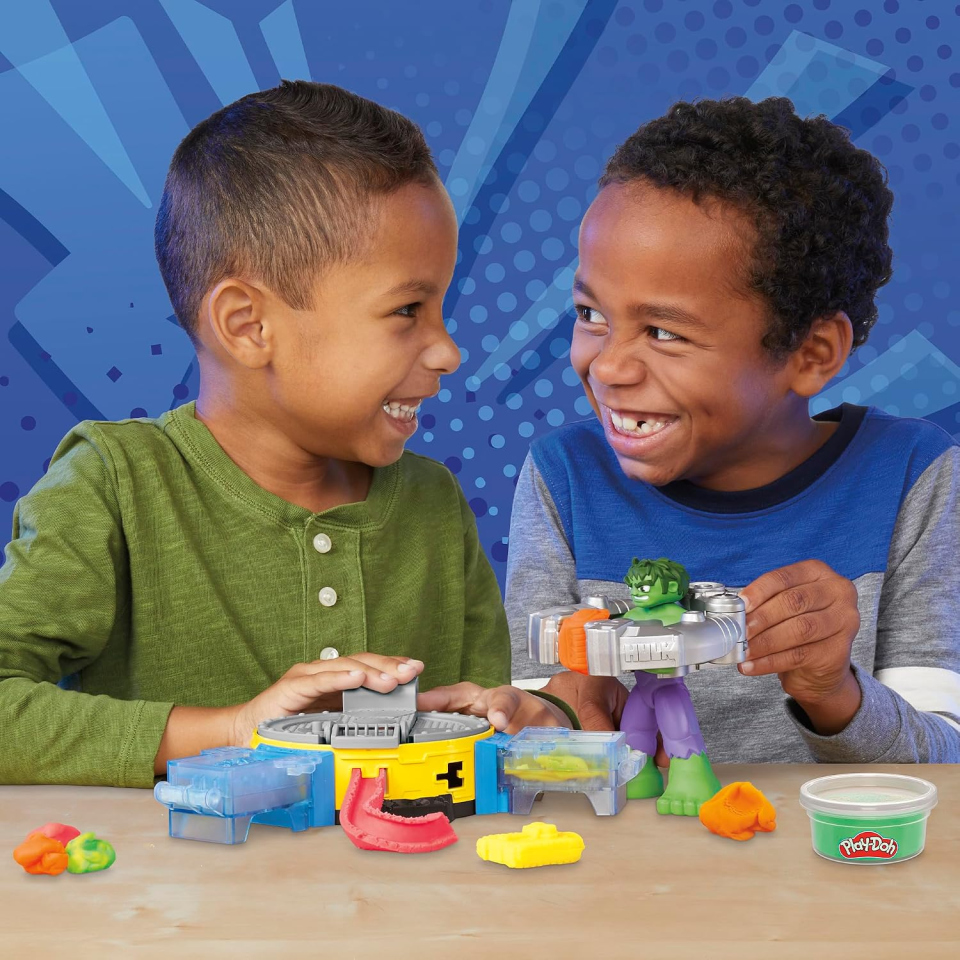 Play-Doh Marvel pasta modellabile Hulk con personaggio flessibile