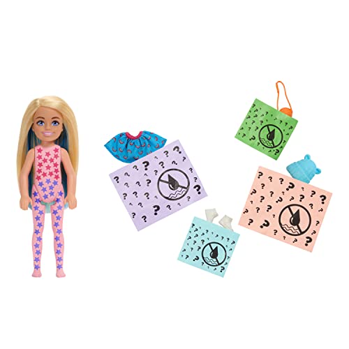 Barbie Chelsea Color Reveal Serie Sport, Mini Bambola con 6 sorprese, Accessori Inclusi, HKT85