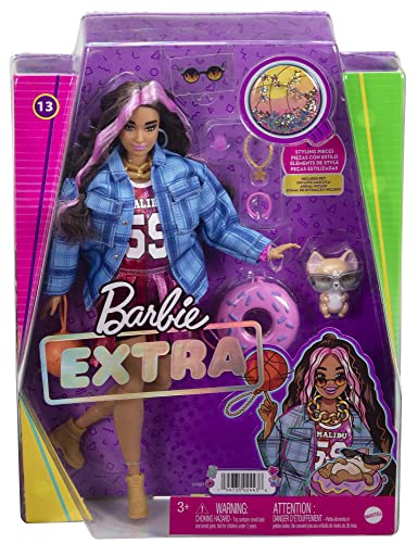 Barbie Extra Bambola Fashion n.13 con abito stile Basket, Shorts e cucciolo