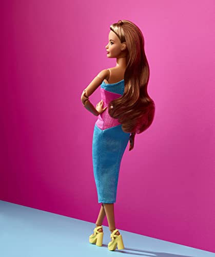 Barbie Signature Looks, Bambola snodata da collezione da 6 anni, HJW82