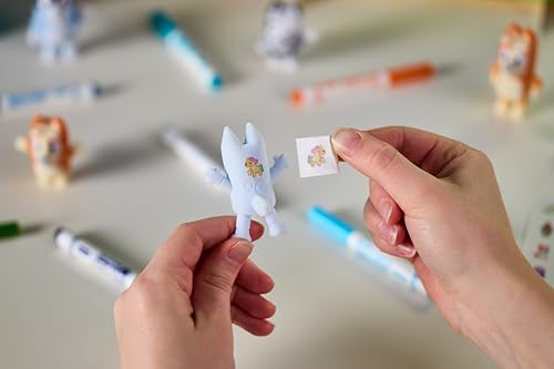 Crayola Washimals Bluey, Set di Attività con Adesivi e 4 cuccioli, 6 Pennarelli Lavabili - Gioco creativo per Bambini da 3 anni in su - 74-0253