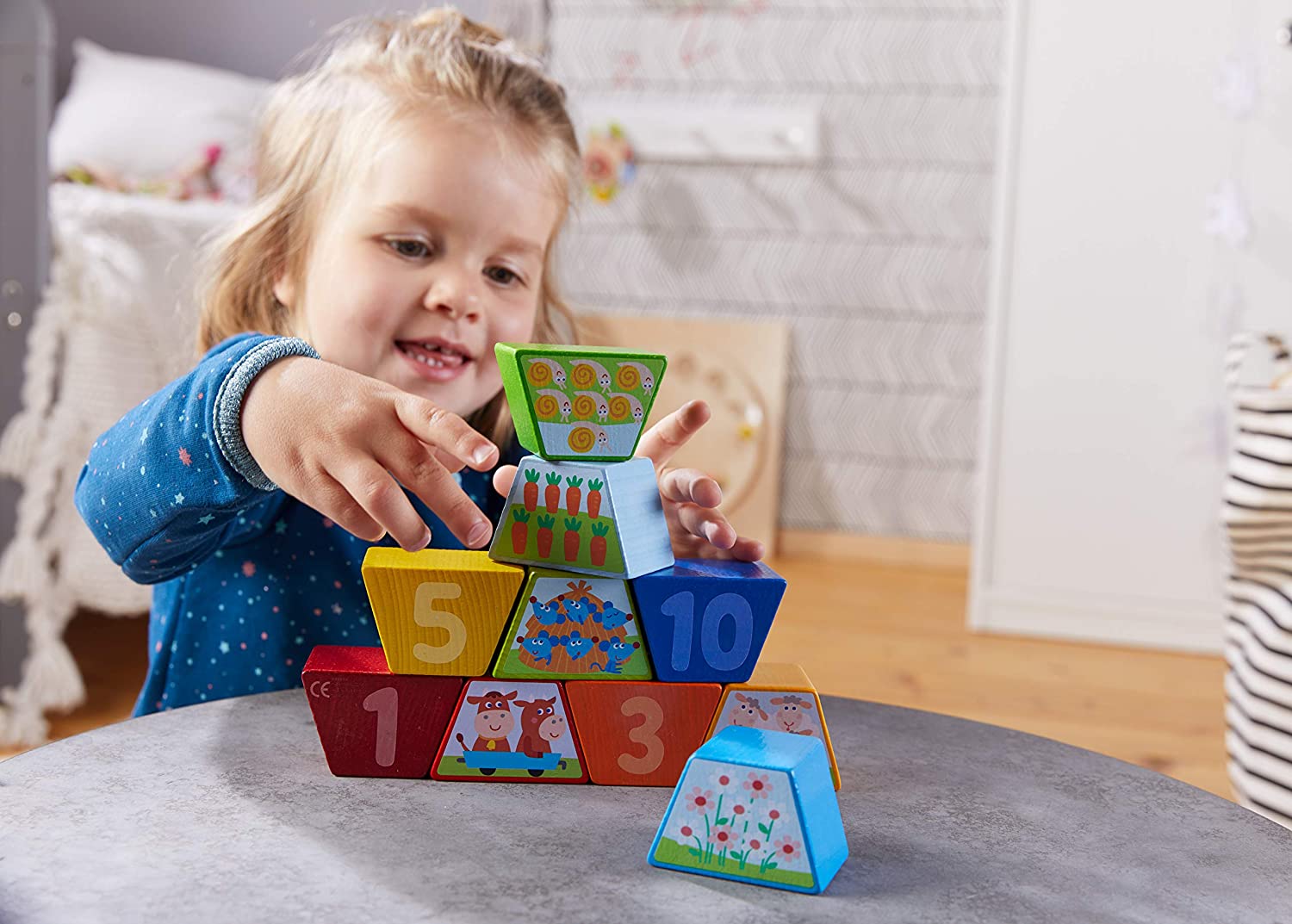 Gioco con numeri da 1 a 10 e animali della fattoria per imparare a contare - In legno HABA - immagine 5