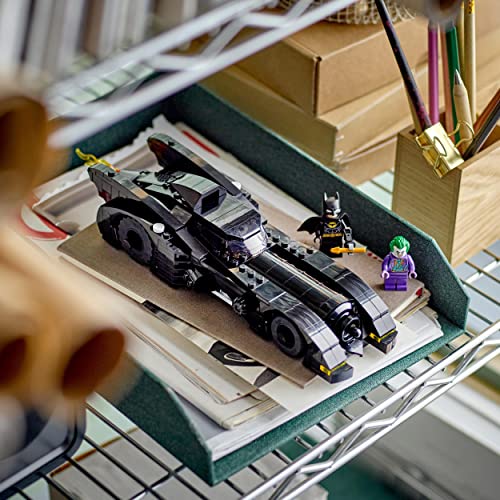 LEGO 76224 - Batmobile: Inseguimento di Batman vs. The Joker