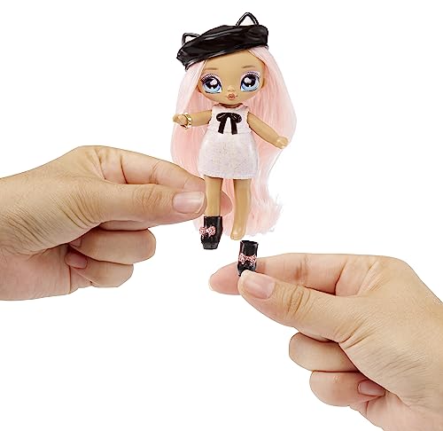 Na Na Na Surprise - Kitty Katwood - Bambola snodata da 10 cm
