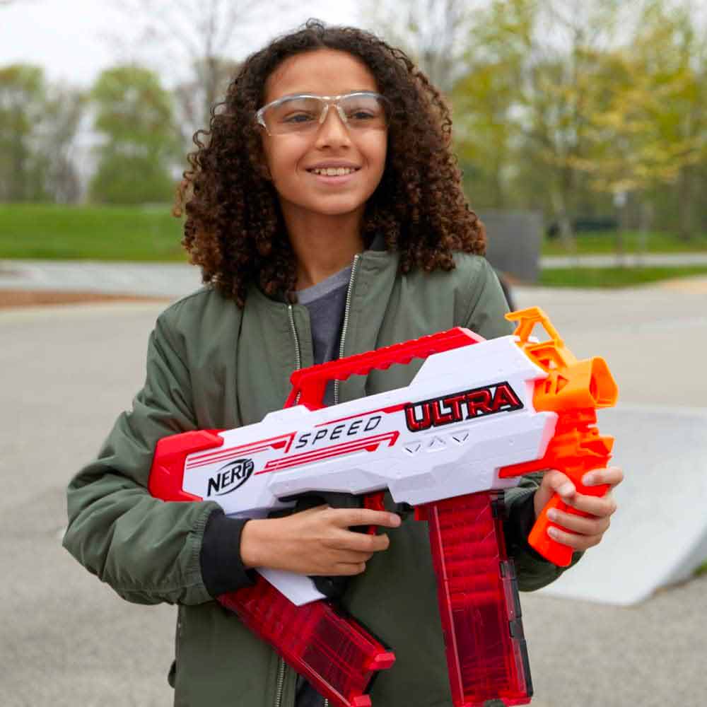 Hasbro Nerf Ultra Speed - Giocare all'aperto