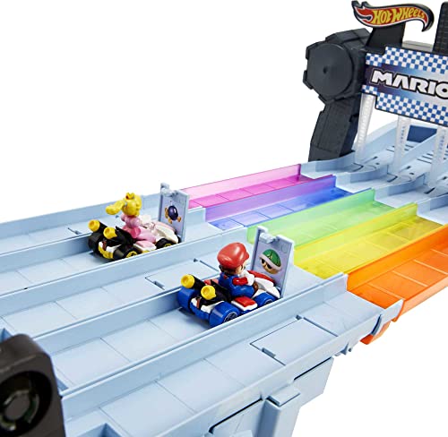 Pista Arcobaleno Mario Kart, lunga 2 metri con 2 macchinine, da 4 anni - Hot Wheels