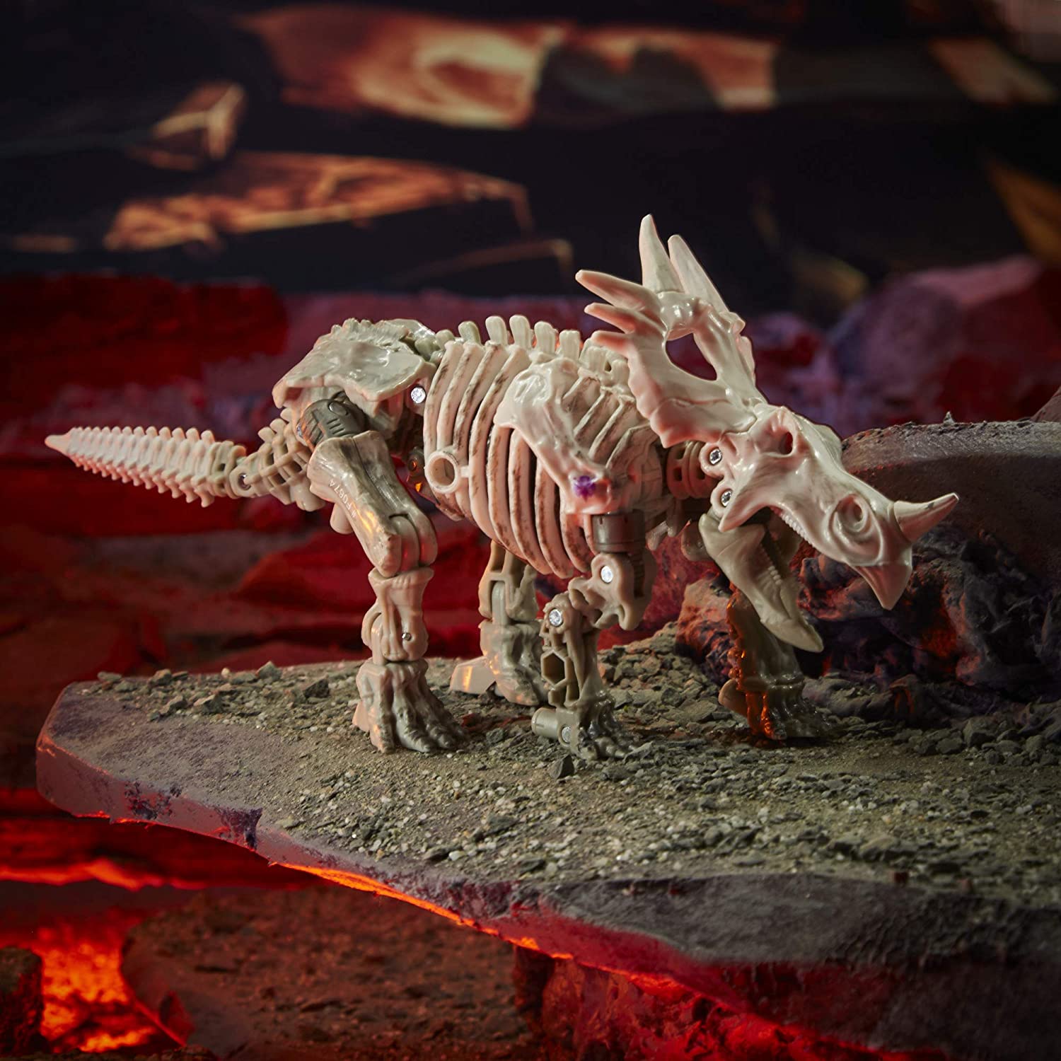 Transformers WFC-K15 Ractonite personaggio giocattolo 14 cm