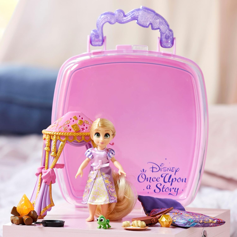 Set mini bambola Rapunzel Disney con Pascal, 10 pezzi