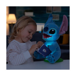 IMC Toys Stitch Storyteller – Peluche Interattivo Canta e Racconta Storie