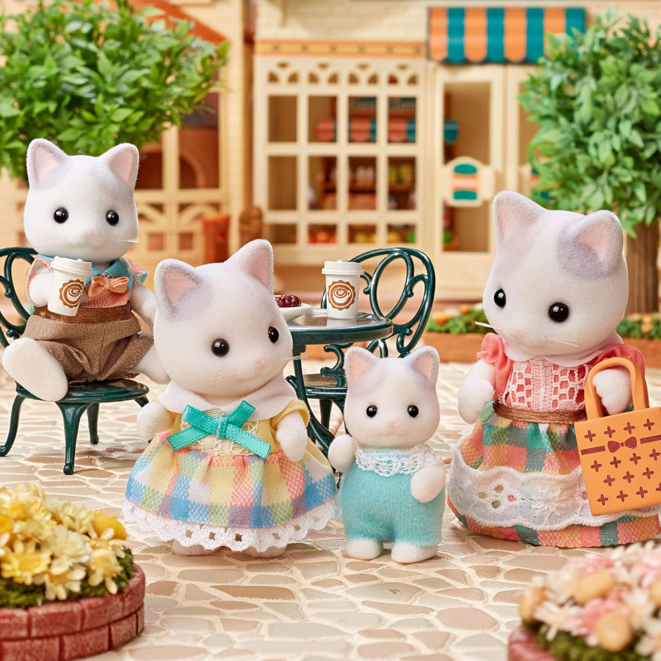 Sylvanian Families Gatto Latte pupazzetti famiglia campagnola