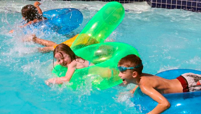 Festa compleanno in piscina per bambini