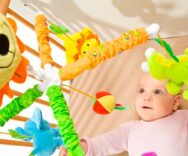 Coinvolgere il vostro piccolo: i migliori giochi per neonati del primo mese