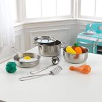 Set di pentole e accessori per cucina giocattolo - Kidkraft