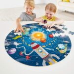 Puzzle rotondo in legno sistema solare con bambini